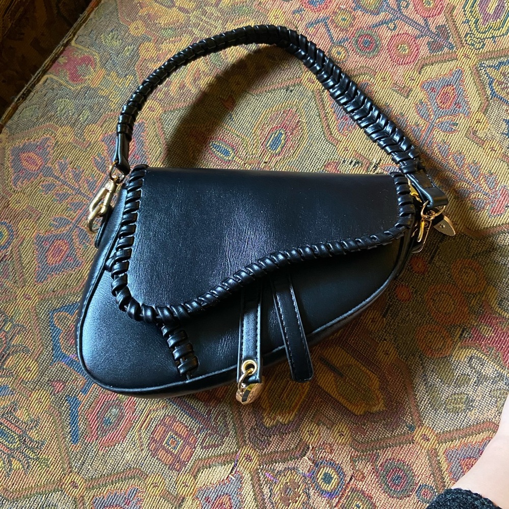 Black saddle bag